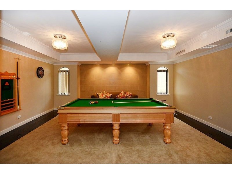 74 Kembla Circle, Madeley WA 6065