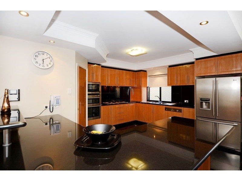 74 Kembla Circle, Madeley WA 6065