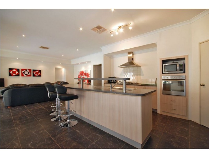 14 Watson Road, Wanneroo WA 6065