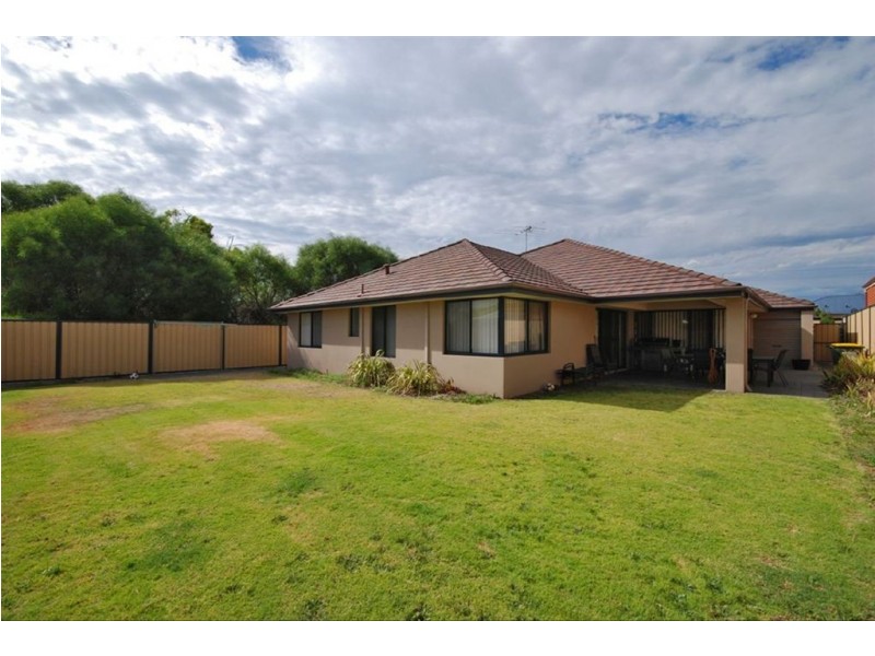 14 Watson Road, Wanneroo WA 6065