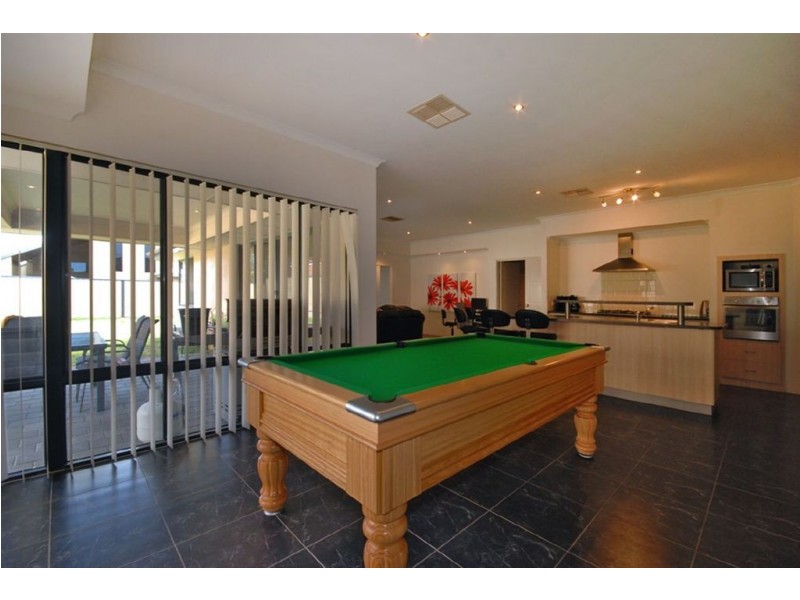 14 Watson Road, Wanneroo WA 6065