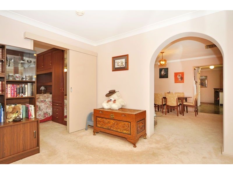 4 Nyara Crescent, Craigie WA 6025