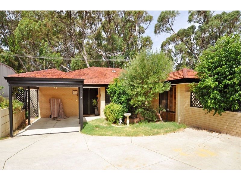 27B Madana Place, Craigie WA 6025