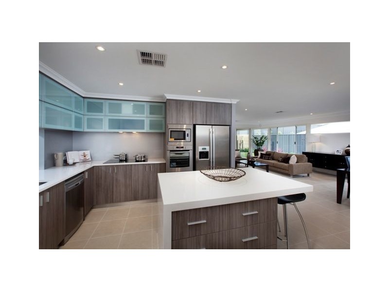 6 Saxicola Road, Banksia Grove WA 6031