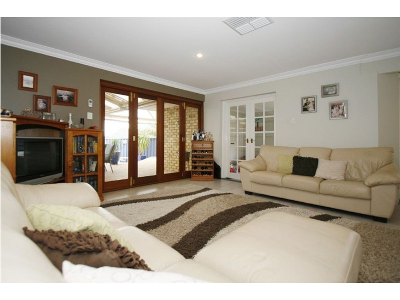 5 Aldercress Rise, Connolly WA 6027