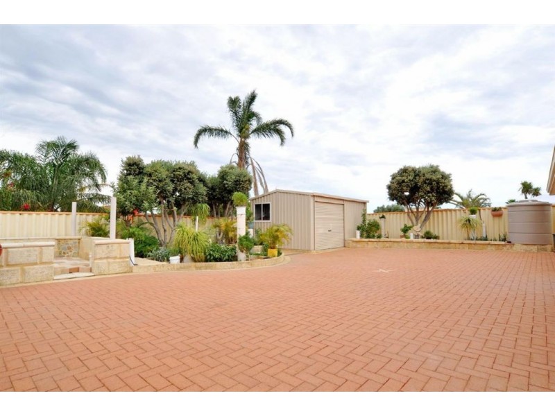 19 Santa Barbara Parade, Quinns Rocks WA 6030