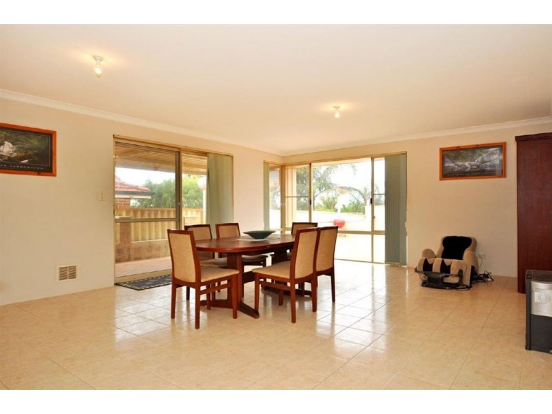 19 Santa Barbara Parade, Quinns Rocks WA 6030