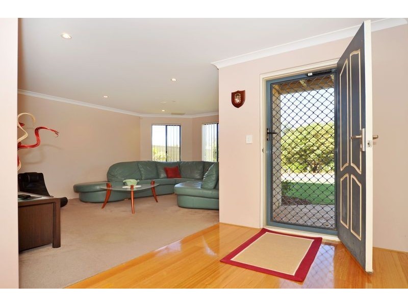 7 Hebrides Link, Kinross WA 6028