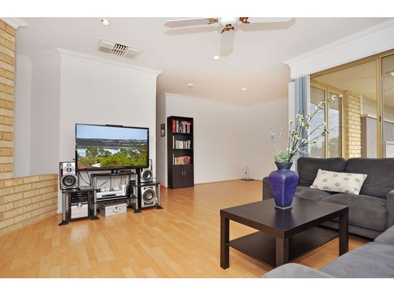 38 Outlook Drive, Edgewater WA 6027