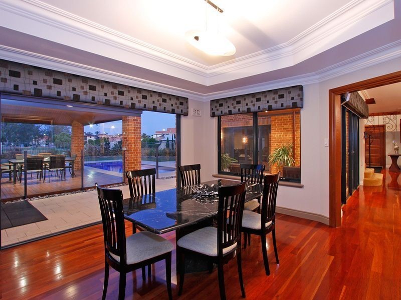 2 Cavello View, Iluka WA 6028