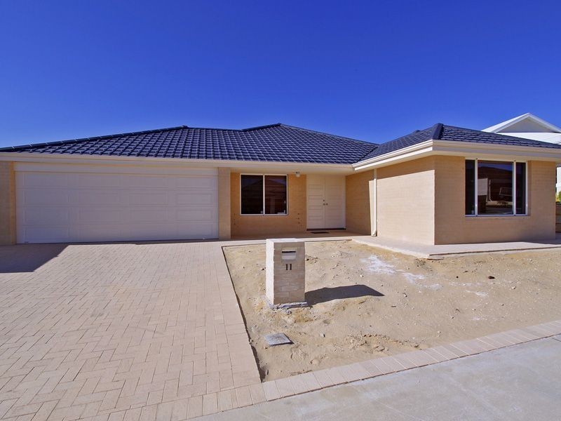 11 Zeppelin Way, Tapping WA 6065