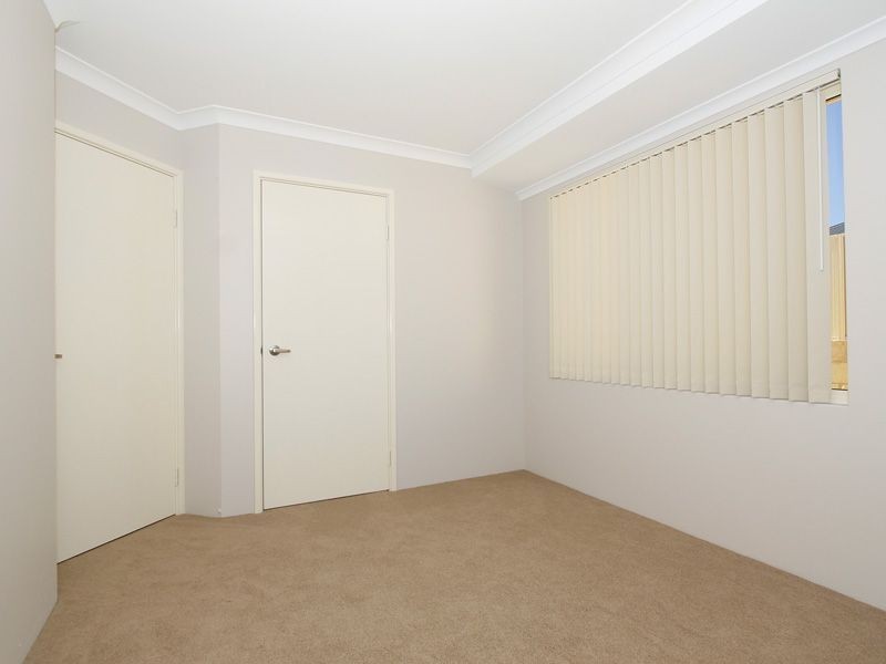 11 Zeppelin Way, Tapping WA 6065