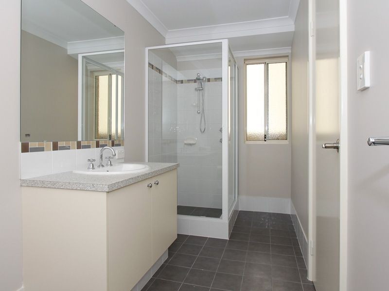 11 Zeppelin Way, Tapping WA 6065