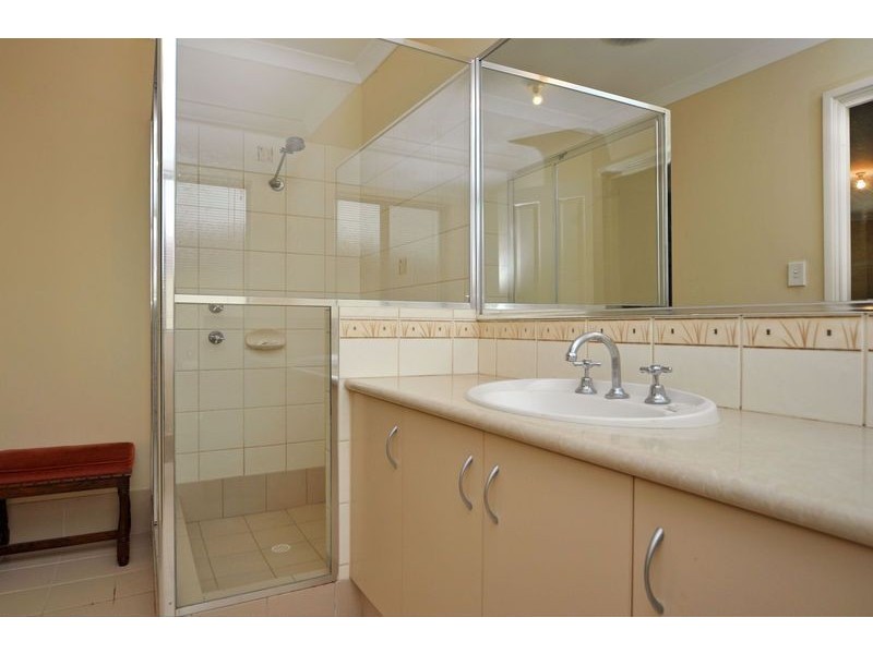 32 Litchfield Crescent, Carramar WA 6031