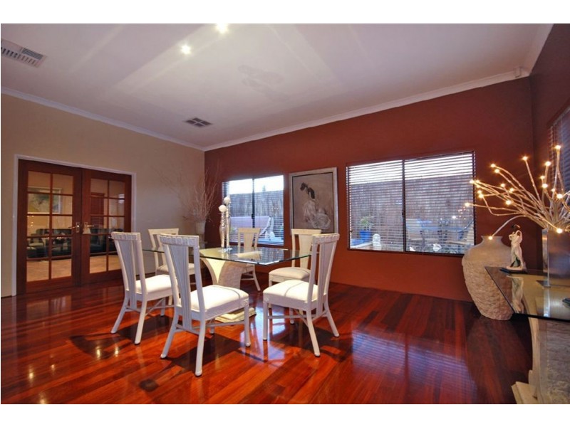 11 Marriott Turn, Currambine WA 6028