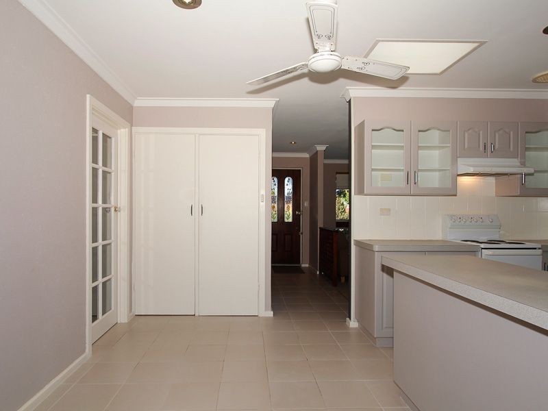 11 Admiral Grove, Heathridge WA 6027