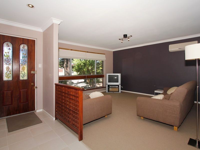 11 Admiral Grove, Heathridge WA 6027