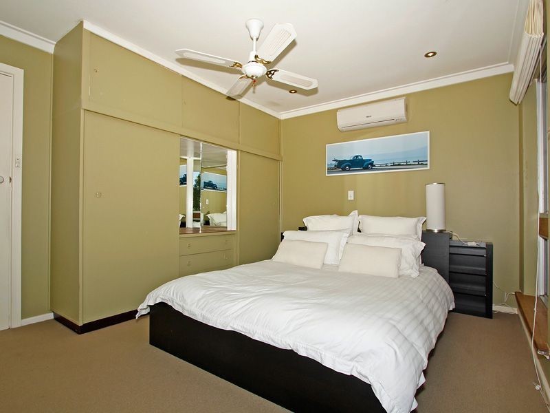 11 Admiral Grove, Heathridge WA 6027