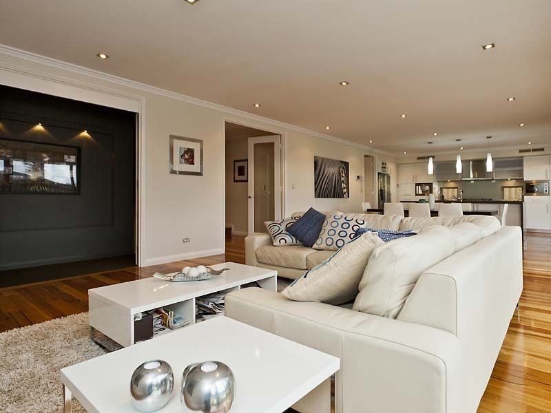 8 Whitewater Lookout, Iluka WA 6028