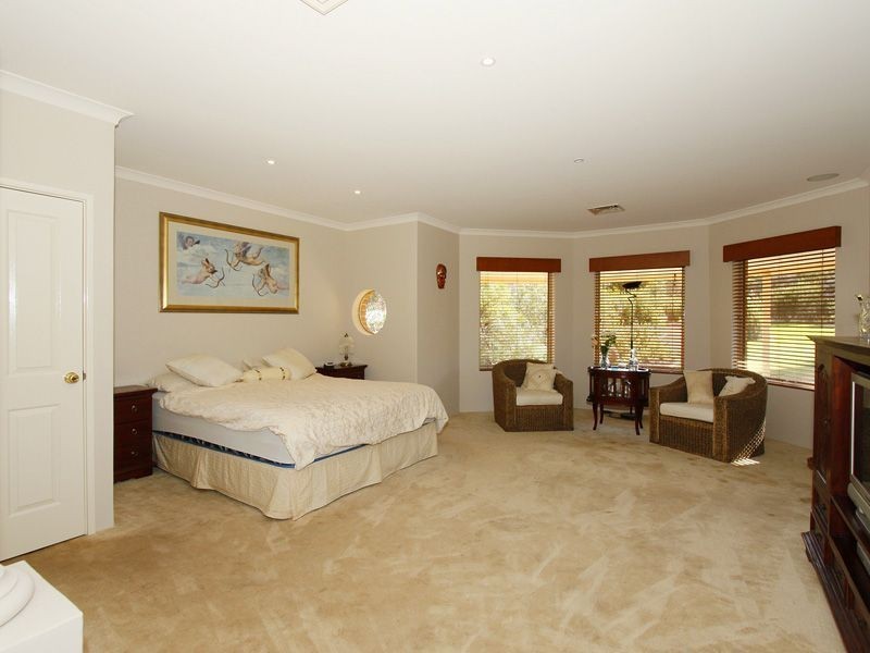 131 Santa Gertrudis Drive, Lower Chittering WA 6084