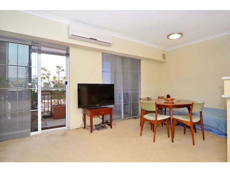 8/165 Grand Boulevard, Joondalup WA 6027