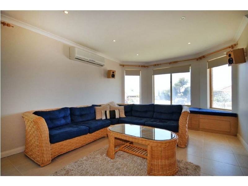 15 Barham Mews, Currambine WA 6028