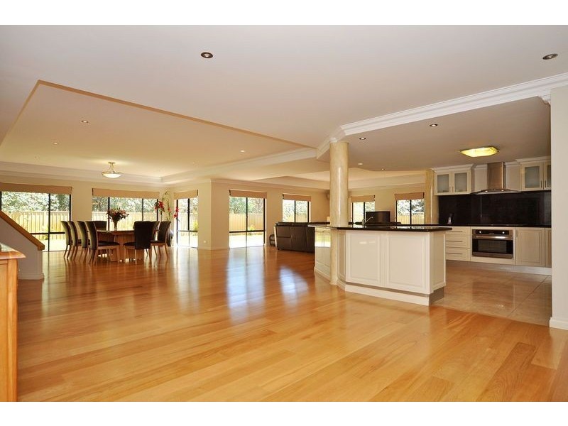 25 Louise Place, Gnangara WA 6077