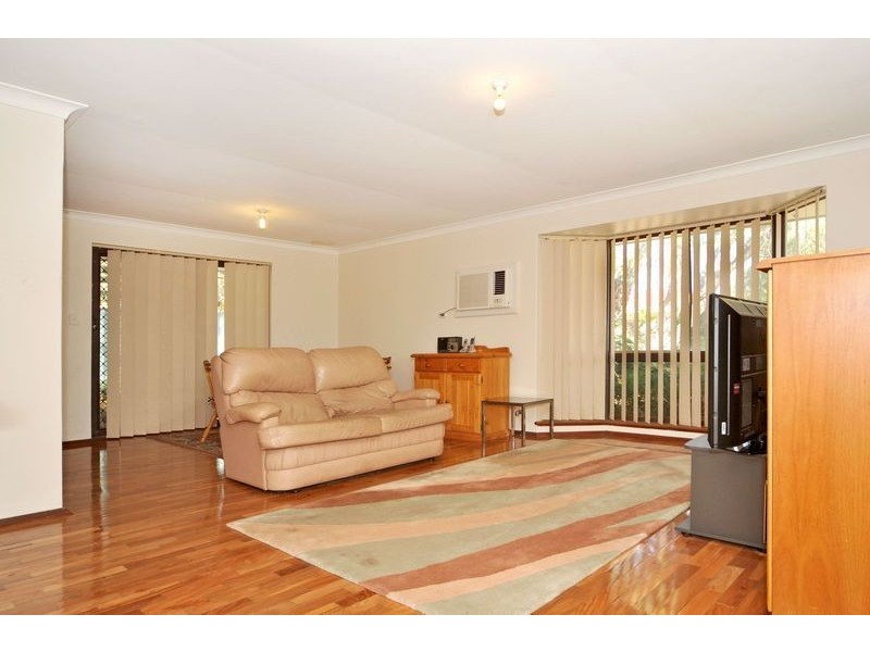 21B Galeru Place, Wanneroo WA 6065