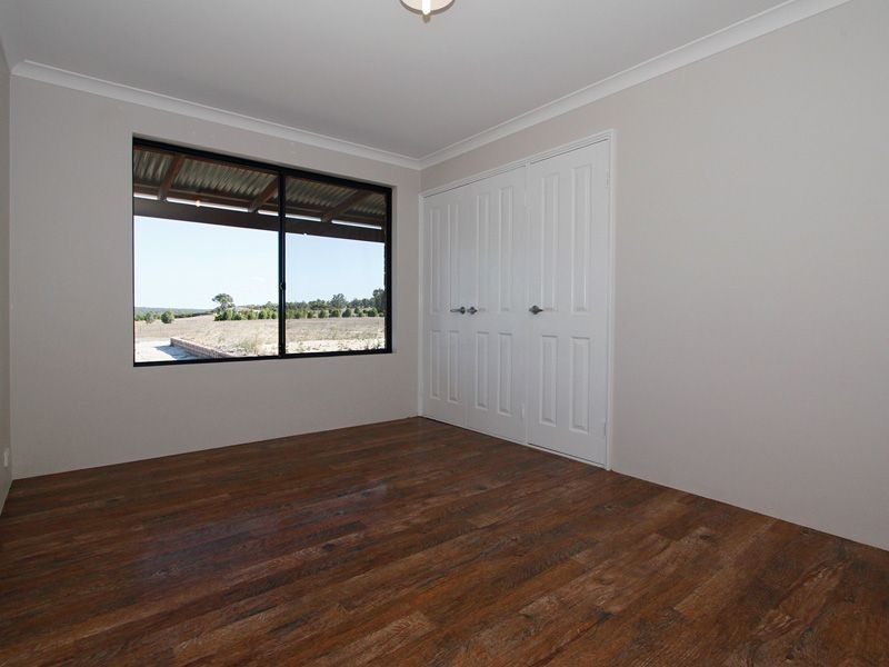 176 Ayrshire Loop, Lower Chittering WA 6084