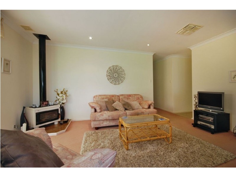 5 Whitecap Court, Edgewater WA 6027