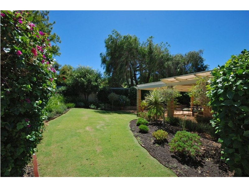 5 Whitecap Court, Edgewater WA 6027