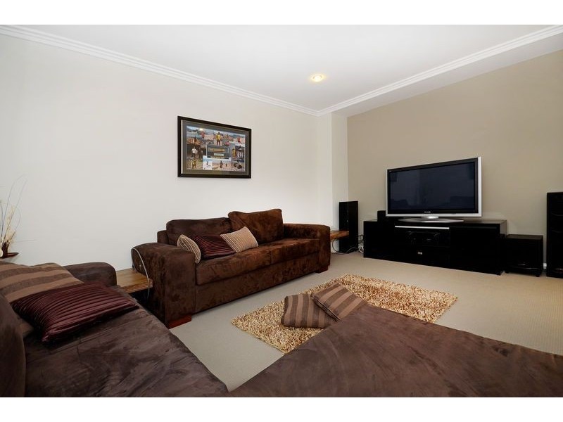 9 Cass Boulevard, Darch WA 6065