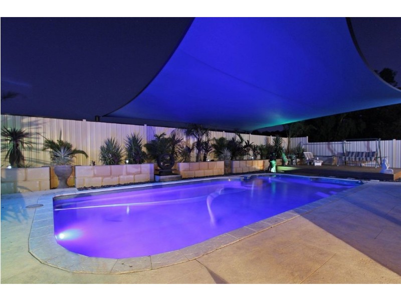 115 Sussex Bend, Lower Chittering WA 6084