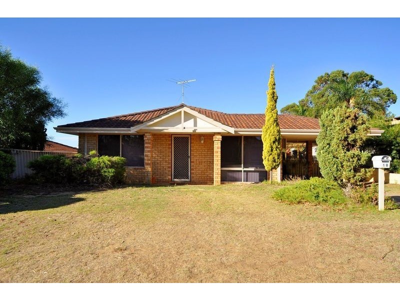 18 Eucumbene Crescent, Joondalup WA 6027