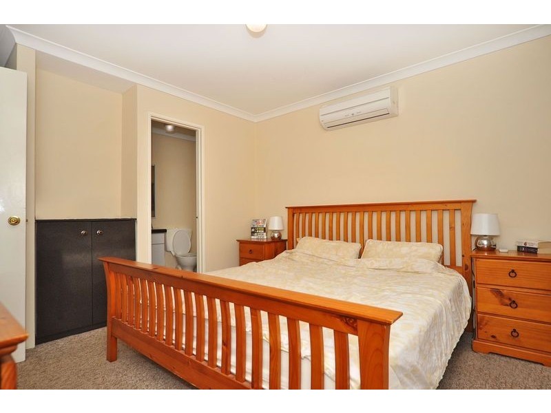 18 Eucumbene Crescent, Joondalup WA 6027