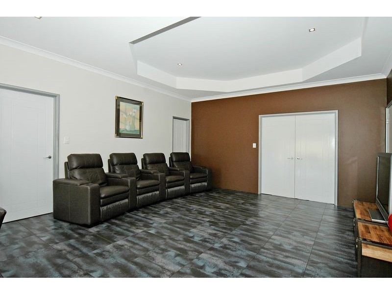 39 Farmhouse Link, Two Rocks WA 6037