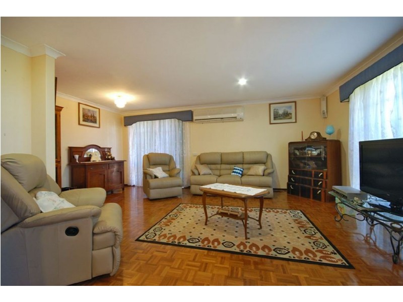 54 Treetop Avenue, Edgewater WA 6027