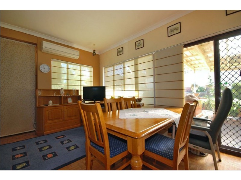 54 Treetop Avenue, Edgewater WA 6027