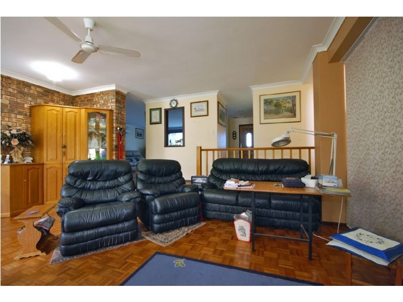 54 Treetop Avenue, Edgewater WA 6027