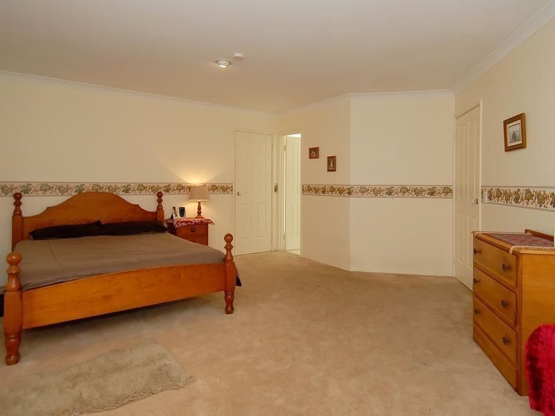 15 Greysmith Gardens, Woodvale WA 6026