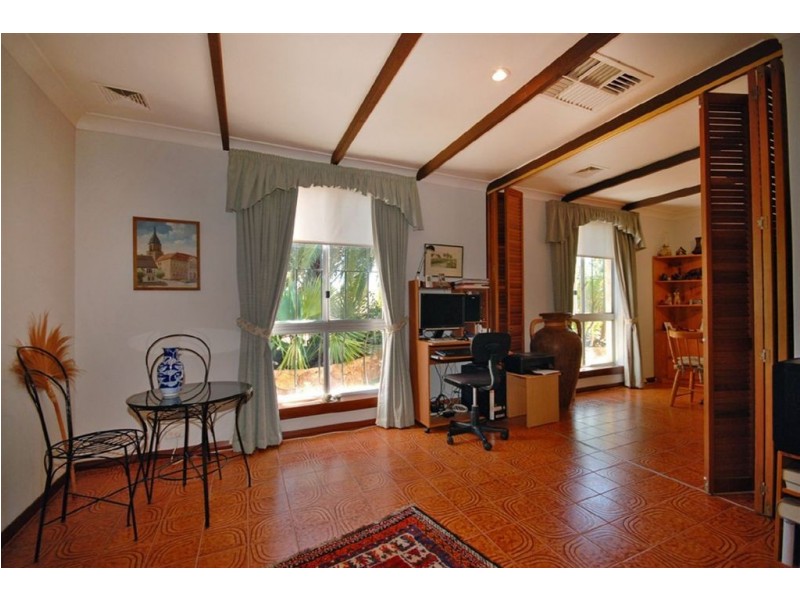 7 Wonambi Way, Wanneroo WA 6065