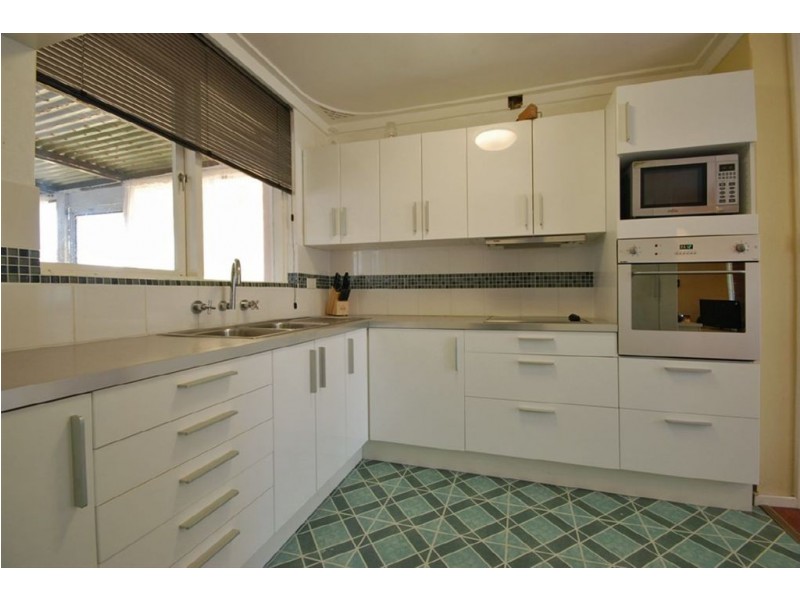 30 Camberwarra Drive, Craigie WA 6025