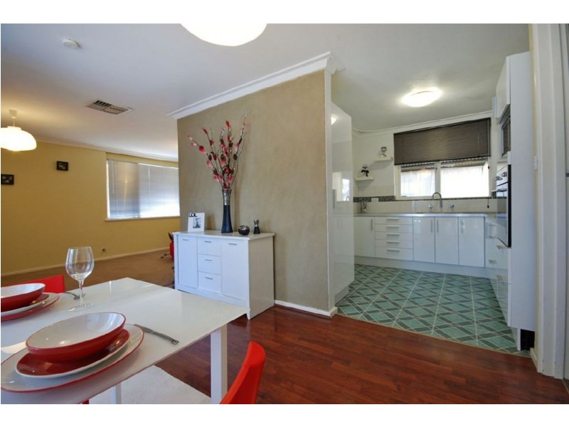 30 Camberwarra Drive, Craigie WA 6025