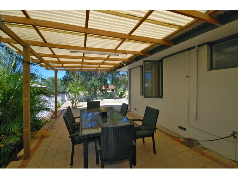 30 Camberwarra Drive, Craigie WA 6025