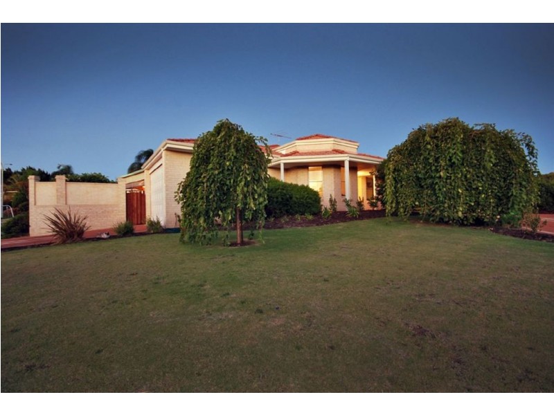 5 Pinegrove Mews, Currambine WA 6028