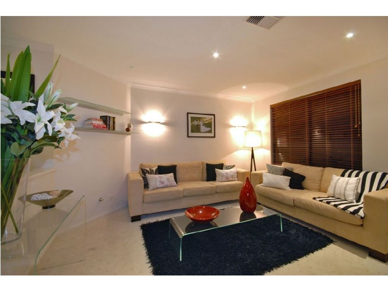 3 Meyrick Court, Currambine WA 6028