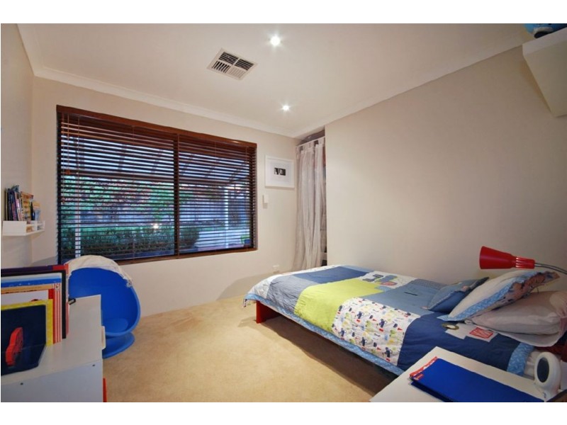 3 Meyrick Court, Currambine WA 6028