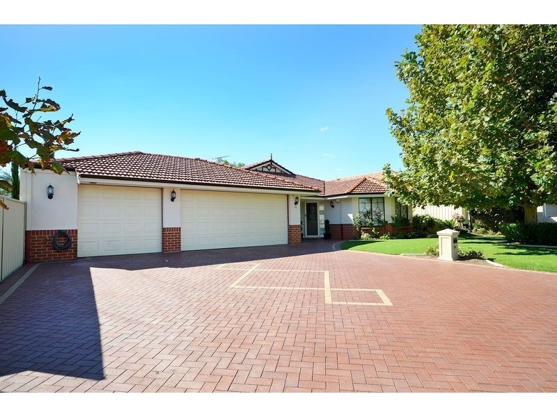39 Dalecross Avenue, Madeley WA 6065