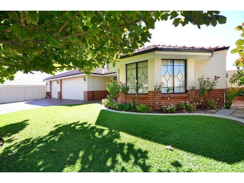 39 Dalecross Avenue, Madeley WA 6065