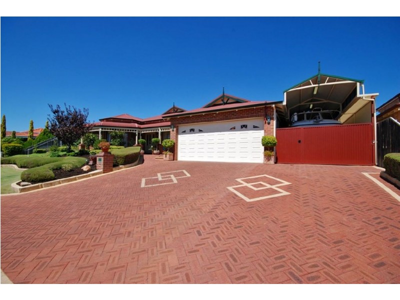 10 St Pierre Circuit, Currambine WA 6028